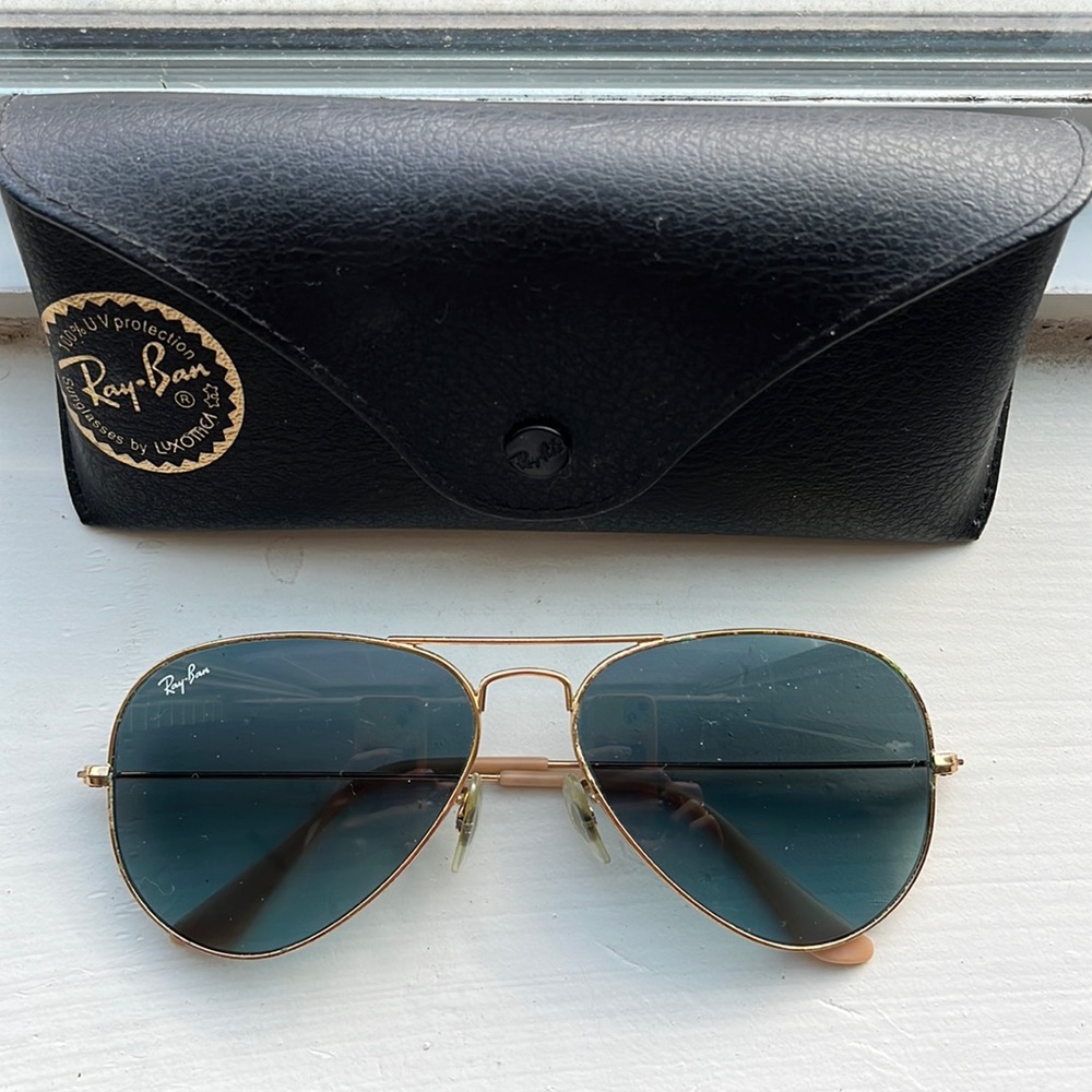 Ray-Ban blue aviators